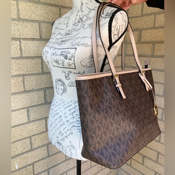 Michael Kors Jet Set Charm Zipper Closure Tote Bag Brown Purse Cream Leather - Picture 4 of 17